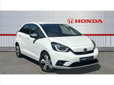 Used Honda Jazz Hybrid 109 HP (80 kW) 2021 White Hatchback