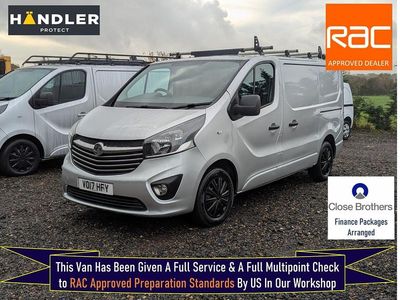 Gebraucht Vauxhall Vivaro Sportive 120 PS (88 kW) 2017 Silber Van / Kleinbus