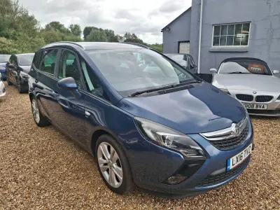Used Vauxhall Zafira SRi 140 HP (102 kW) 2016 Blue MPV