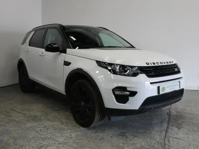 Used Land Rover Discovery Sport HSE Luxury 180 HP (132 kW) 2015 White SUV