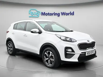 Usado Kia Sportage 130 HP (95 kW) 2021 Branco SUV