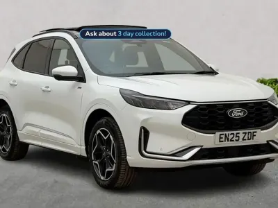 Begagnad Ford Kuga ST-Line X 2025 Vit SUV