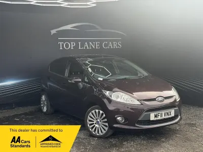 Używany Ford Fiesta Titanium 96 KM (70 kW) 2011 Czerwony Hatchback