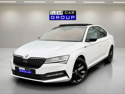Gebraucht Skoda Superb SportlinePlus 190 PS (139 kW) 2020 Weiß Kleinwagen
