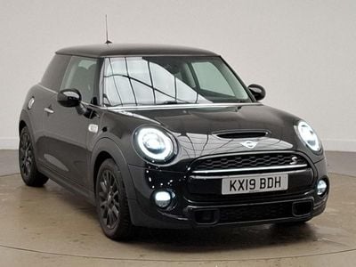 Usado Mini Cooper S Classic 192 HP (141 kW) 2019 Preto Citadino