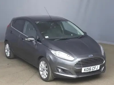 Używany Ford Fiesta Titanium 125 KM (91 kW) 2016 Szary Hatchback