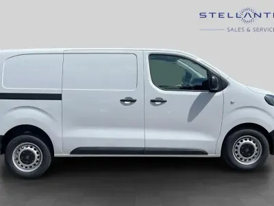 New Peugeot Expert 118 HP (86 kW) 2026 White Van