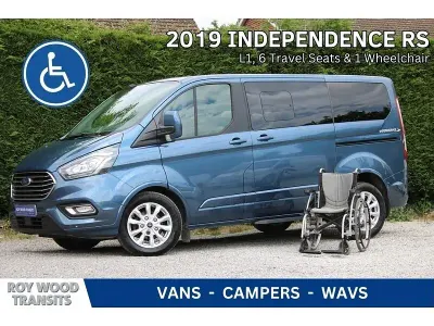 Begagnad Ford Tourneo Custom RS 130 HK (95 kW) 2019 Blå Van