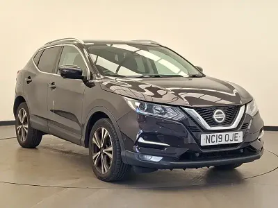 Used Nissan Qashqai N-Connecta 115 HP (84 kW) 2019 Black SUV
