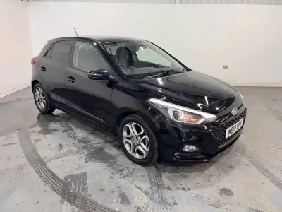 Used Hyundai i20 Premium 100 HP (73 kW) 2019 Black Hatchback
