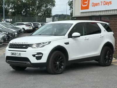 Used Land Rover Discovery Sport SE 180 HP (132 kW) 2018 White SUV