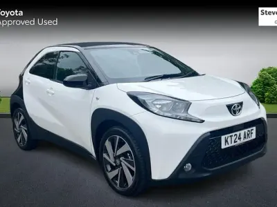Used Toyota Aygo X 72 HP (52 kW) 2024 White SUV