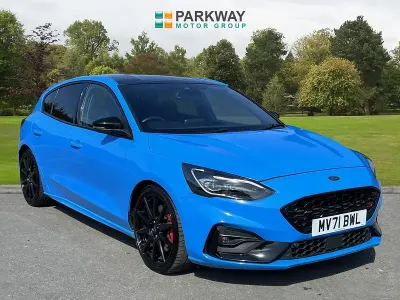 Used Ford Focus ST 280 HP (205 kW) 2021 Azura blue (exclusive paint) Hatchback