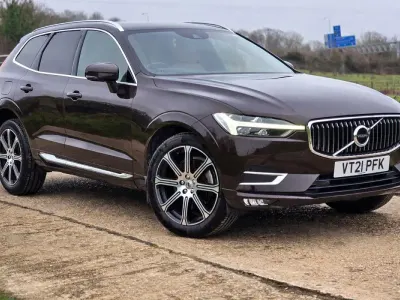 Used Volvo XC60 Inscription 250 HP (183 kW) 2021 Bronze SUV