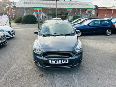 Używany Ford Ka Plus Zetec 85 KM (62 kW) 2017 Szary Hatchback