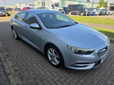 Used Vauxhall Insignia Sport 110 HP (80 kW) 2017 Silver Hatchback