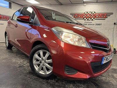 Used Toyota Yaris 2013 Red Hatchback