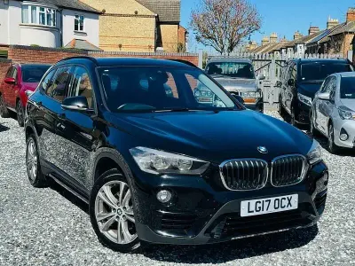 Usado BMW X1 Sport Line 150 CV (110 kW) 2017 Negro SUV