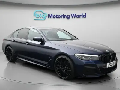 Begagnad BMW 530 M Sport 286 HK (210 kW) 2022 Blå Sedan