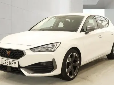 Used Cupra Leon 150 HP (110 kW) 2023 White Hatchback