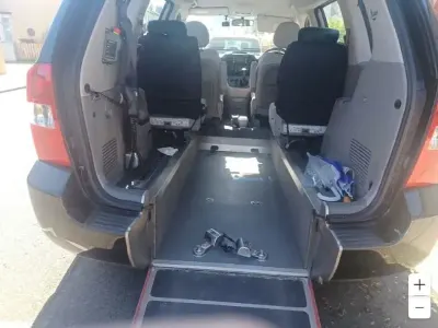 Used Kia Sedona 2011 Black MPV