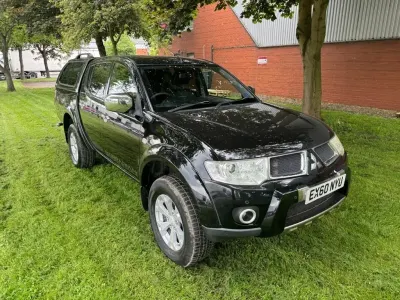 Used Mitsubishi L200 176 HP (129 kW) 2010 Black Pickup