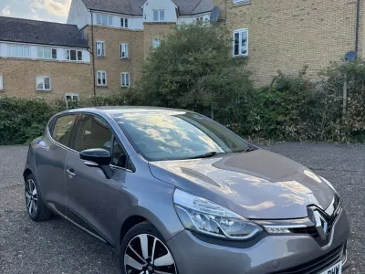 Used Renault Clio Dynamique 90 HP (66 kW) 2015 Grey Hatchback