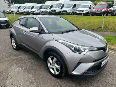 Used Toyota C-HR 116 HP (85 kW) 2017 Silver SUV