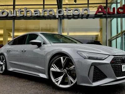 Usado Audi RS7 Sportback Performance 630 HP (463 kW) 2024 Citadino