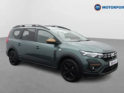 Used Dacia Jogger Extreme 141 HP (103 kW) 2024 Green MPV