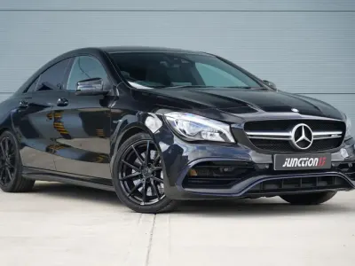 Usado Mercedes CLA45 AMG AMG 2016 Preto Sedan
