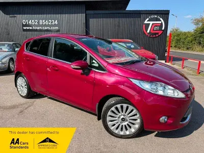 Used Ford Fiesta Titanium 96 HP (70 kW) 2009 Red Hatchback