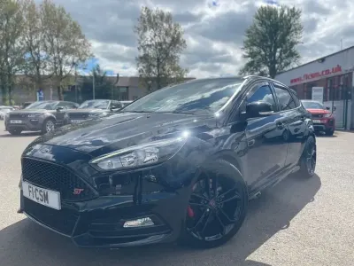 Używany Ford Focus ST 250 KM (183 kW) 2017 Czarny Hatchback