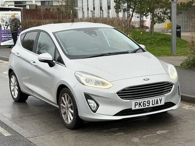 Used Ford Fiesta Titanium 100 HP (73 kW) 2019 Silver Hatchback