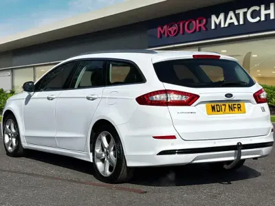 Usado Ford Mondeo Titanium 2017 Branco Carrinha