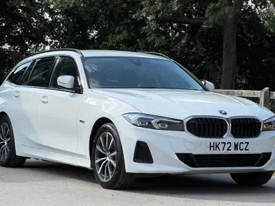 Used BMW 330e Sport Line 292 HP (214 kW) 2023 White Estate