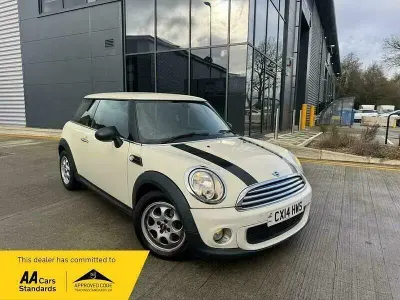 Usado Mini ONE Hatch 97 CV (71 kW) 2014 Blanco Utilitario