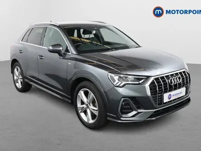 Begagnad Audi Q3 S-Line 2021 Grå SUV