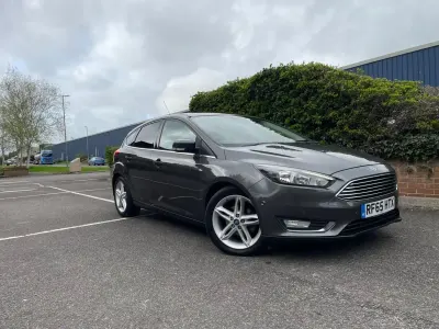 Używany Ford Focus Titanium 120 KM (88 kW) 2016 Szary Hatchback
