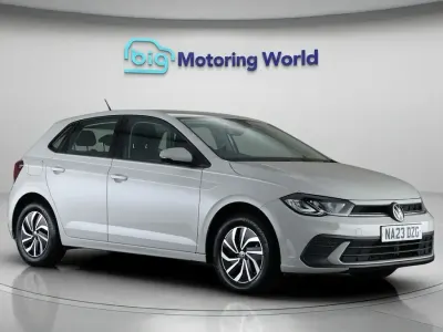 Begagnad VW Polo S 79 HK (58 kW) 2023 Grå Halvkombi