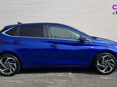 Used Hyundai i20 Premium 100 HP (73 kW) 2023 Blue Hatchback