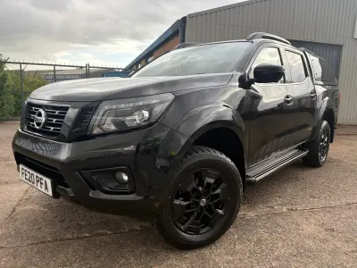 Używany Nissan Navara N-Guard 190 KM (139 kW) 2020 Czarny Pickup