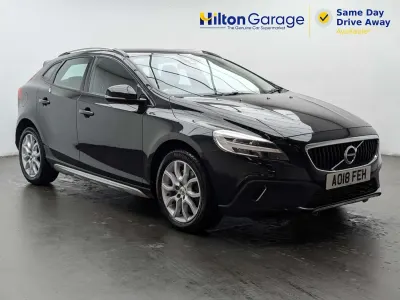 Used Volvo V40 Pro 2018 Black Hatchback