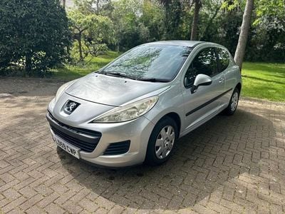 Begagnad Peugeot 207 S 2009 Silver Halvkombi