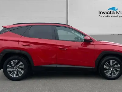 Used Hyundai Tucson SE 150 HP (110 kW) 2022 Red SUV