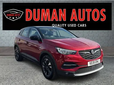 Used Vauxhall Grandland X Sport 130 HP (95 kW) 2019 Red SUV