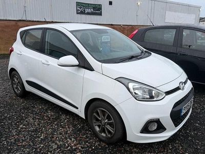 White Used 2015 Hyundai i10 Premium Hatchback | £5,795 (Fair price)