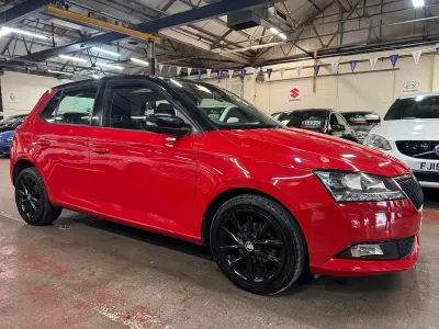 Used Skoda Fabia Colour Edition 60 HP (44 kW) 2021 Red Hatchback