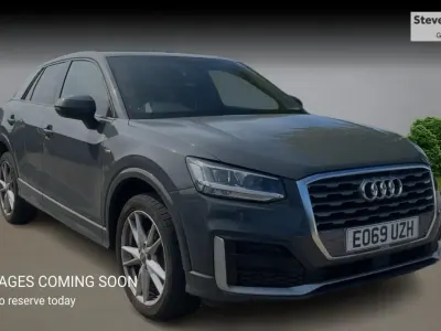 Begagnad Audi Q2 S-Line 2019 Grå SUV
