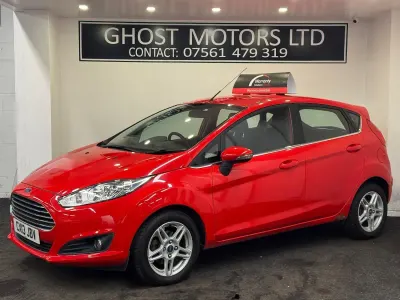 Used Ford Fiesta Zetec 125 HP (91 kW) 2013 Red Hatchback